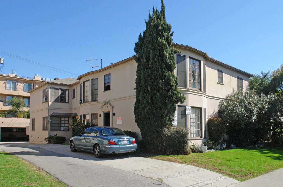 1416 S Beverly Dr in Los Angeles, CA - Building Photo