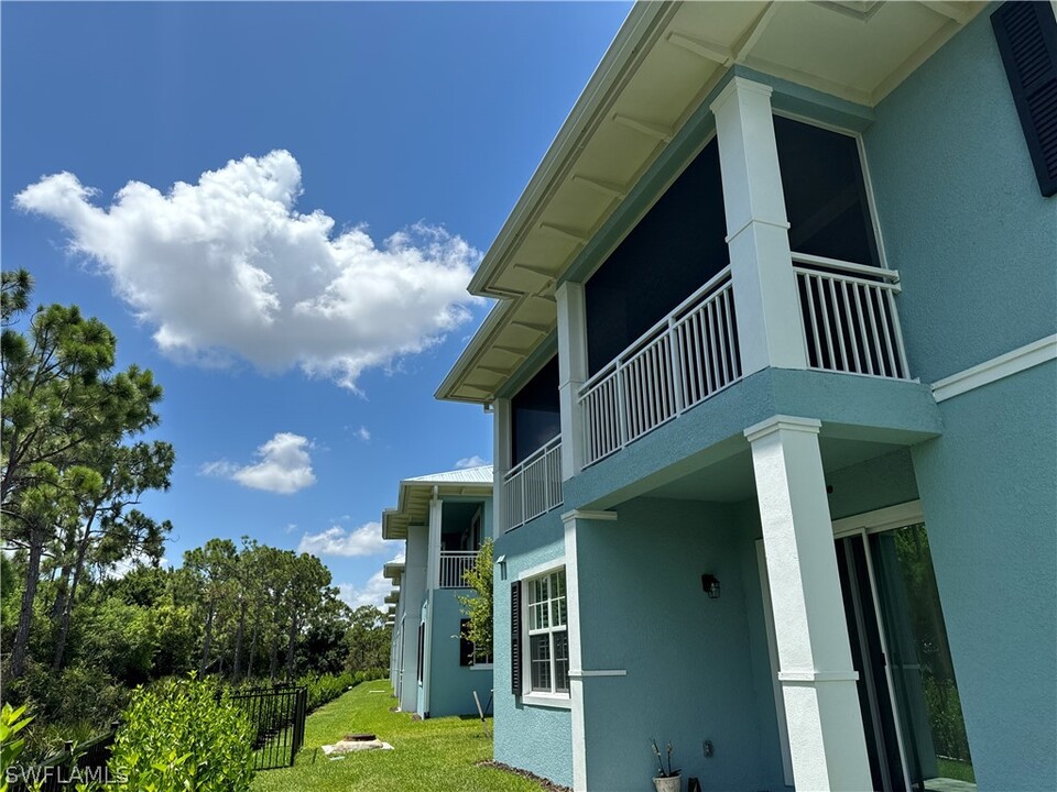 26400 Coco Cay Cir in Bonita Springs, FL - Building Photo