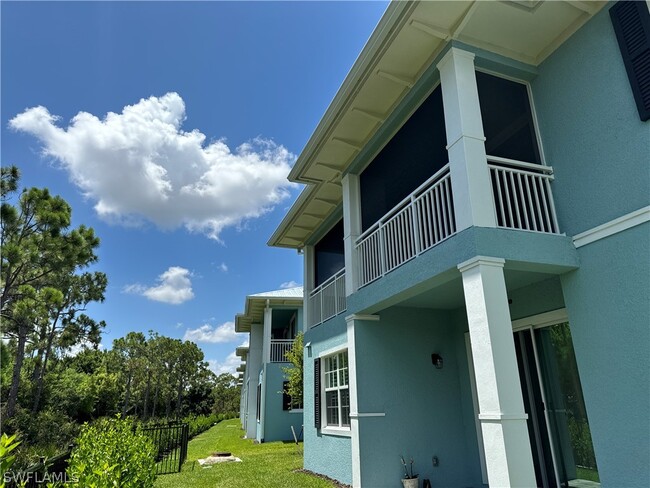 26351 Coco Cay Cir in Bonita Springs, FL - Foto de edificio - Building Photo