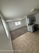 1119 Taylor Ave in Dunmore, PA - Building Photo - Building Photo