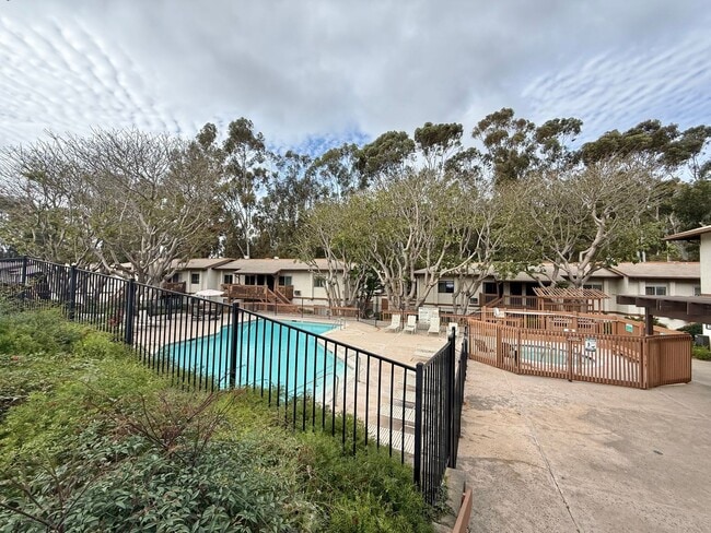 6354 Rancho Mission Rd in San Diego, CA - Building Photo - Building Photo