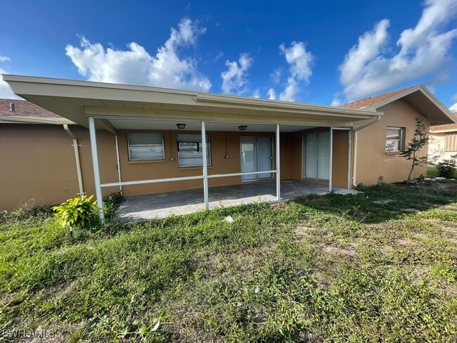 1304 SE 31st Terrace in Cape Coral, FL - Building Photo - Building Photo