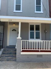134 York St in Camden, NJ - Foto de edificio - Building Photo