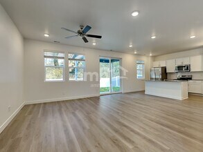 7702 Brenden St SW in Olympia, WA - Building Photo - Building Photo