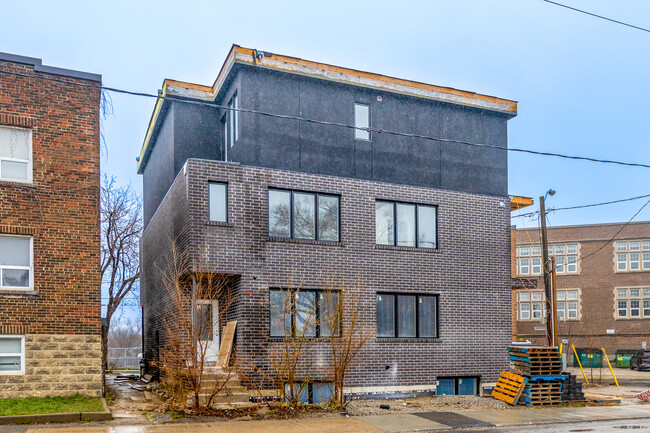 535 Vaughan Rd in Toronto, ON - Building Photo - Building Photo