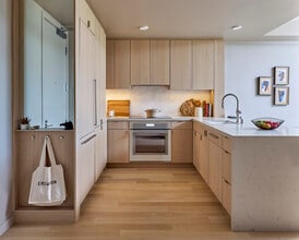 700 Broadway in Santa Monica, CA - Building Photo - Building Photo