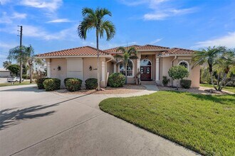 2436 Deborah Dr in Punta Gorda, FL - Building Photo - Building Photo