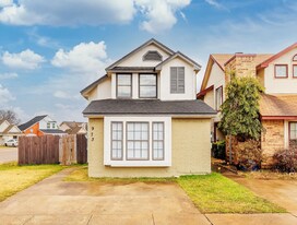 973 Fairbanks Cir in Duncanville, TX - Building Photo