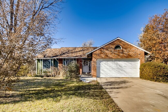11527 E Highline Pl in Aurora, CO - Building Photo - Building Photo