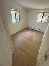 14 Woodland Cir S in Monroe, NY - Foto de edificio - Building Photo