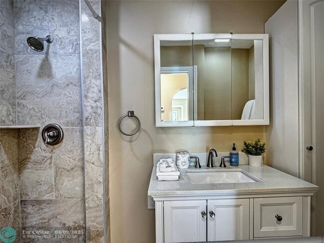 141 Rutland Blvd in West Palm Beach, FL - Building Photo - Building Photo