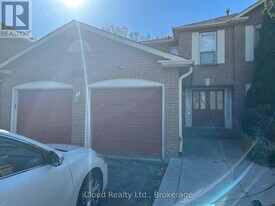 5215 Micmac Crescent in Mississauga, ON - Building Photo