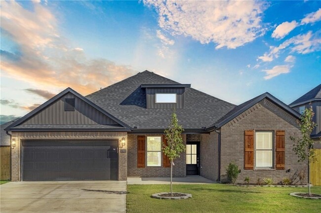 6902 SW Basswood Ave in Bentonville, AR - Building Photo - Building Photo