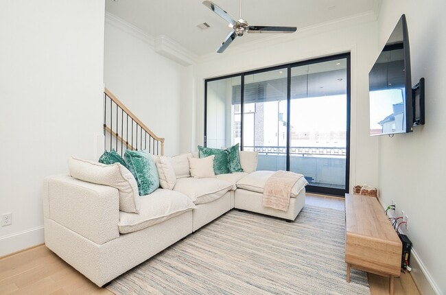 6125 Cottage Grove Lake Dr in Houston, TX - Building Photo - Building Photo