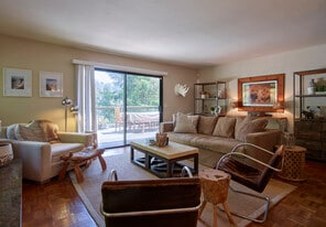 17436 Summit Ave in Guerneville, CA - Building Photo