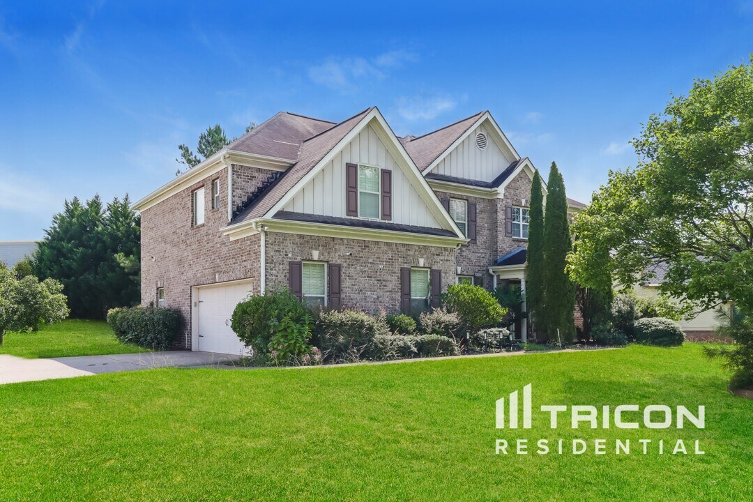 2015 Hydrangea Ln in Austell, GA - Building Photo