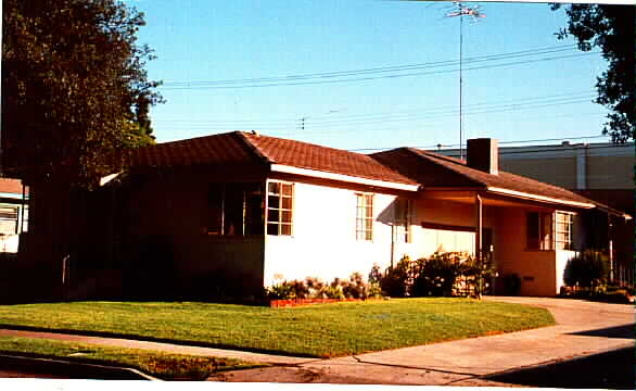 74-76 N Dos Caminos St in Ventura, CA - Building Photo - Building Photo