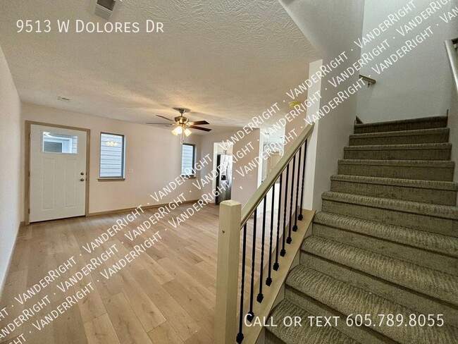property at 9513 W Dolores Dr