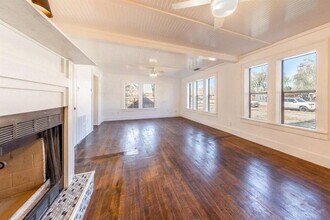 2215 18th St in Lubbock, TX - Building Photo - Building Photo