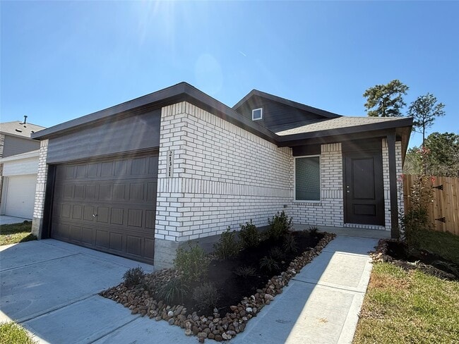 21311 Patton Hills Ln in Humble, TX - Foto de edificio - Building Photo