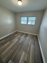 423 S Park Blvd in Streamwood, IL - Building Photo - Building Photo