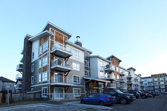 5000 Skyview Ranch Cres NE in Calgary, AB - Building Photo - Building Photo