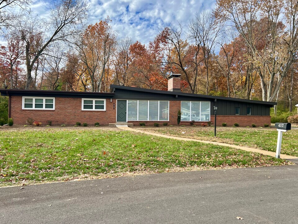 417 Wenneker Dr in St. Louis, MO - Building Photo