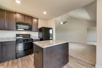 151 Bandana Cir in Newark, TX - Building Photo - Building Photo