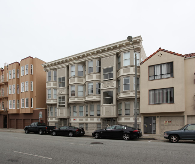 2736-2758 Franklin St in San Francisco, CA - Foto de edificio - Building Photo