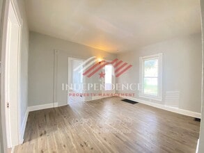 323 Harrison St in Piqua, OH - Building Photo - Building Photo