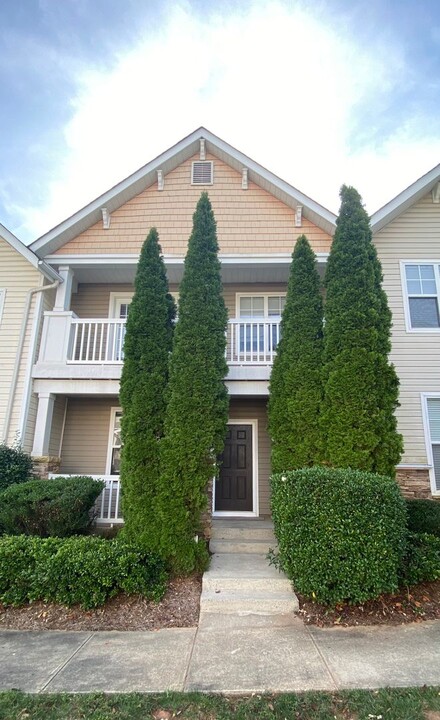 14910 Scothurst Ln in Charlotte, NC - Building Photo