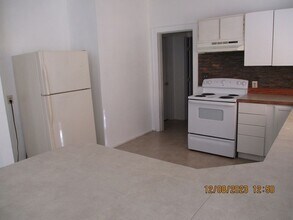 916 Lincoln St in Hoquiam, WA - Building Photo - Building Photo