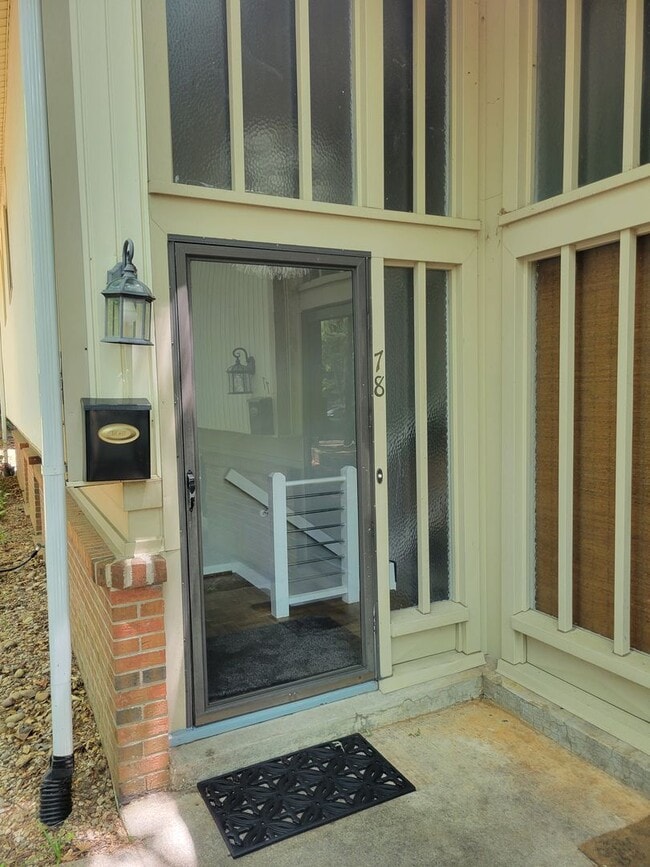 property at 78 Briarview Cir