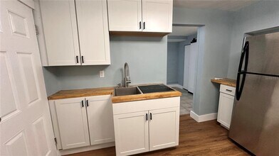 236 6th Ave N in St. Petersburg, FL - Building Photo - Building Photo