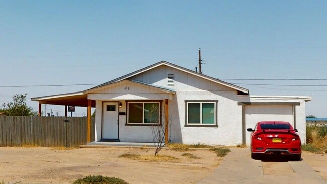 410 Arapaho Trail in Alamogordo, NM - Building Photo - Building Photo
