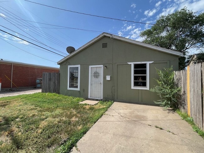 property at 4001 S Hughes St