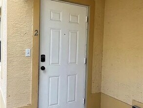 420 SE 18th Ct in Fort Lauderdale, FL - Building Photo - Building Photo