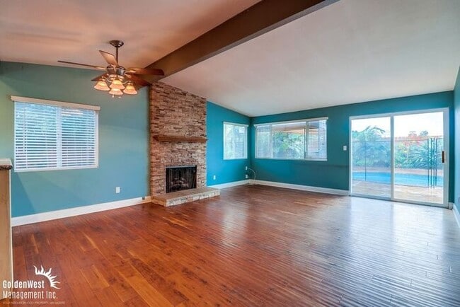 3072 Martindale Ct in San Diego, CA - Building Photo - Building Photo