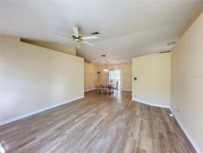 5261 SE 15th Ave in Ocala, FL - Building Photo - Building Photo