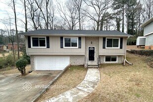 2339 Bermuda Run Ct, Unit 3 in Decatur, GA - Building Photo