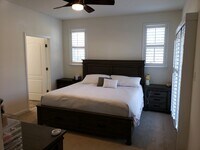 963 Sophers Row photo'