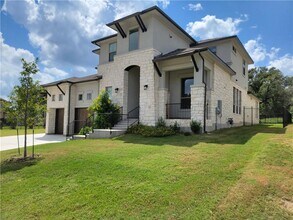 237 Cistern Wy in Austin, TX - Building Photo - Building Photo
