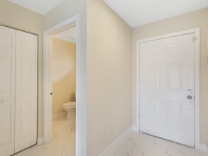 6219 Eaton St in West Palm Beach, FL - Foto de edificio - Building Photo