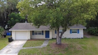 176 Ronnie Dr in Altamonte Springs, FL - Building Photo