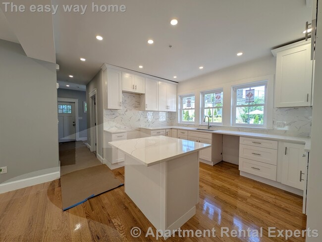 86 Orchard St, Unit 1