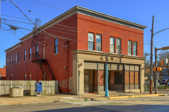 570-572 Miller Ave in Clairton, PA - Building Photo - Building Photo