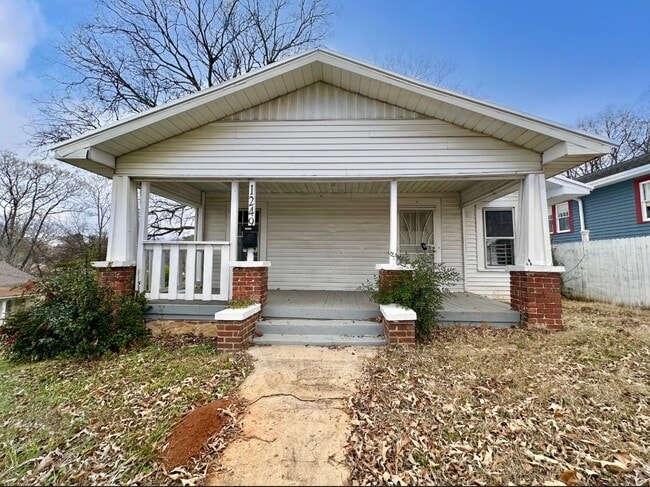 property at 1249 Waverly St