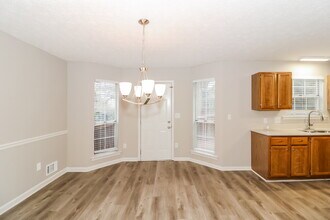 2812 Country Farms Ct in Snellville, GA - Building Photo - Building Photo