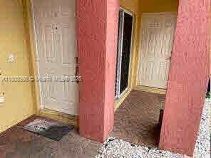 3536 NW 29th Pl in Lauderdale Lakes, FL - Building Photo - Building Photo