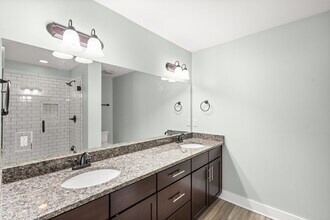 1106 Stratford Ave in Nashville, TN - Building Photo - Building Photo